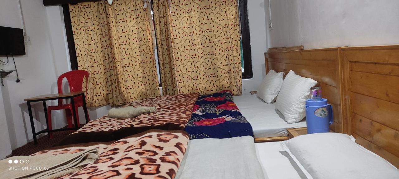 Jahangir Cottage Pahalgām Extérieur photo
