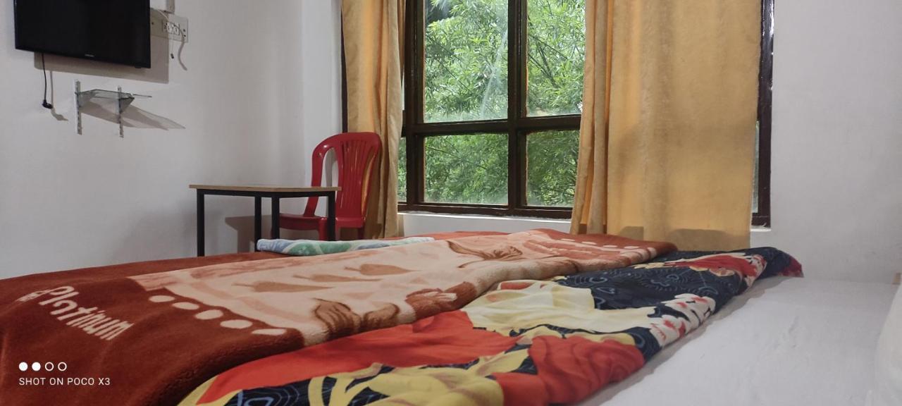 Jahangir Cottage Pahalgām Extérieur photo