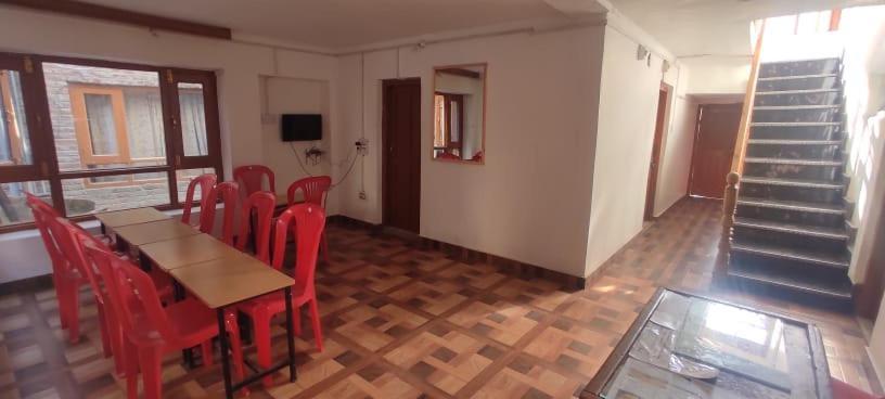 Jahangir Cottage Pahalgām Extérieur photo