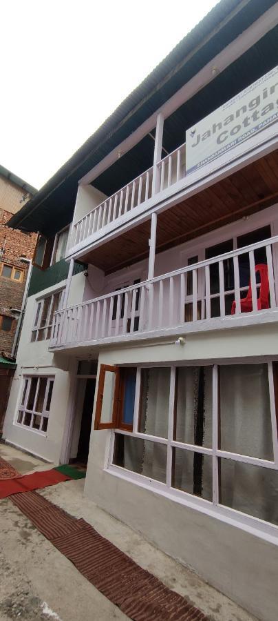 Jahangir Cottage Pahalgām Extérieur photo