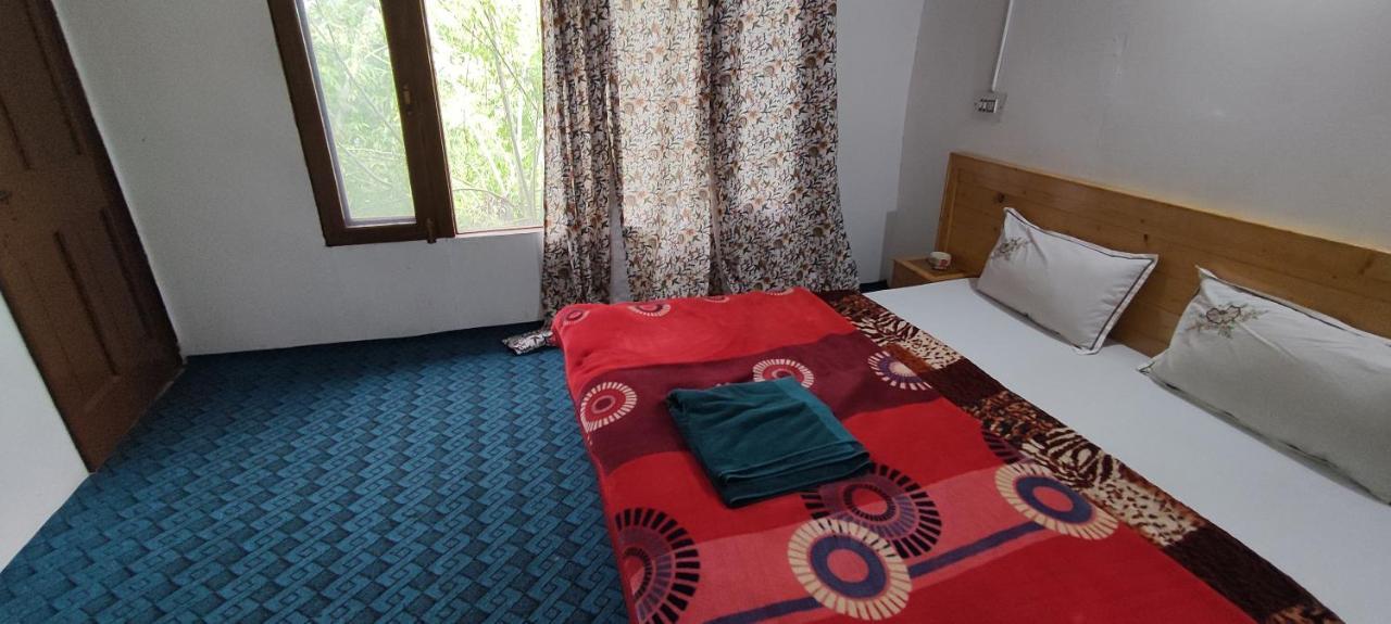 Jahangir Cottage Pahalgām Extérieur photo